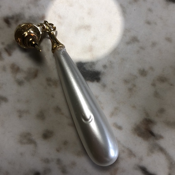 earring - Picture 4 of 4